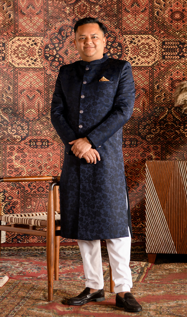 Manyavar traditional wear outlet for mens